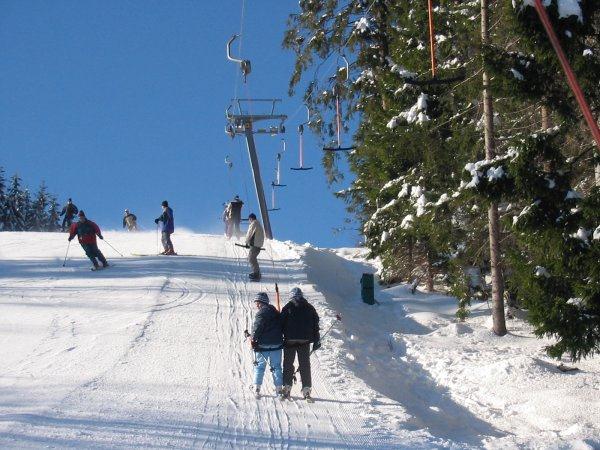 SKI ARE�L SVI�ORKY NA MOR�VCE