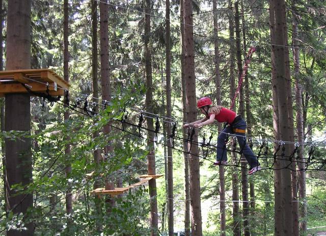 HORSK LANOV PARK TARZANIE TROJANOVICE