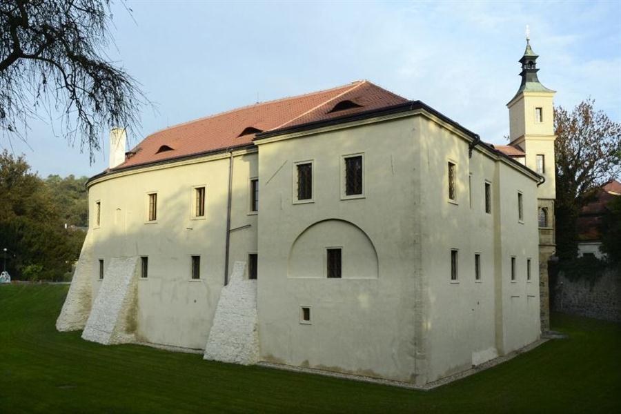 Stedoesk muzeum v Roztokch u Prahy