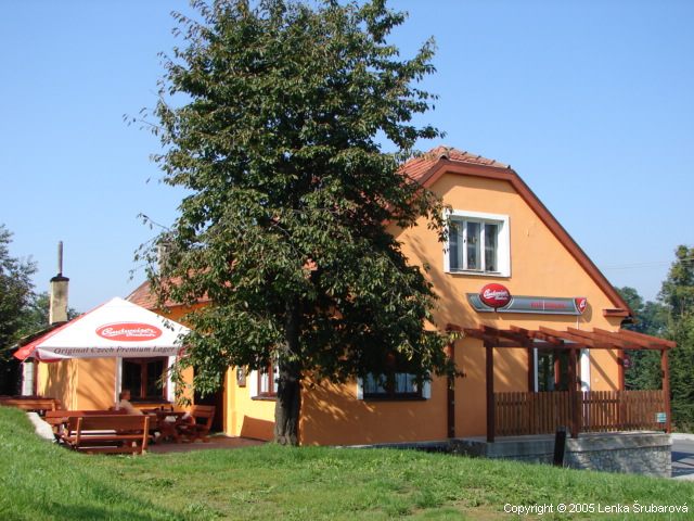 Restaurace s bowlingem